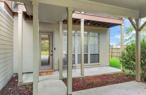 South Baton Rouge Condo | Luxury 3 Kings, Fully Equipped, near LSU
