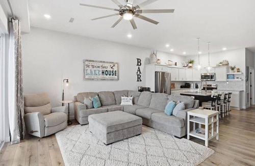 Osage Beach Apartment | Luxury 3b 2ba sleeps 8
