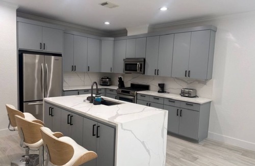 Alden Bridge House | Luxury 3BR/3BA Home Near The Woodlands