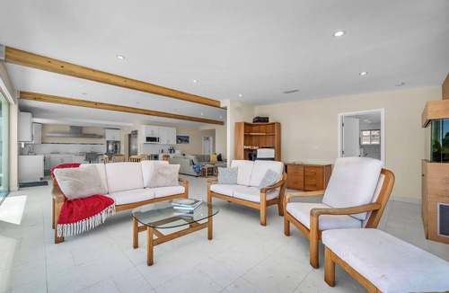 Malibu House | Luxury 3BR Malibu Home w Pool/Panoramic Ocean View