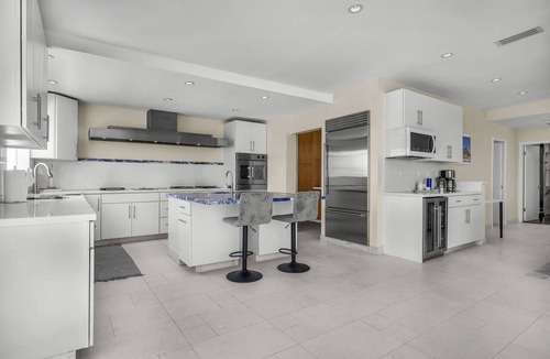 Malibu House | Luxury 3BR Malibu Home w Pool/Panoramic Ocean View