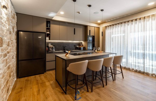 Lovinac Villa | Luxury 3BR Mountain Spa Villa with Heated Pool