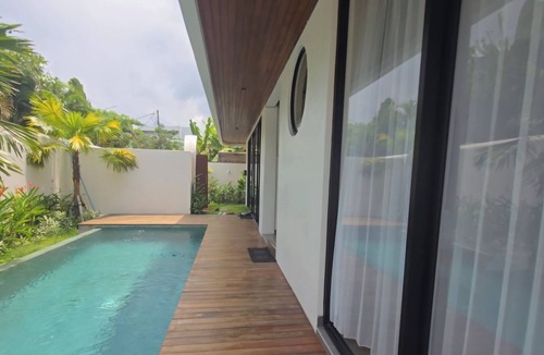 Babakan Villa | Luxury 3BR Private Villa with Pool & Bathtub Near Canggu