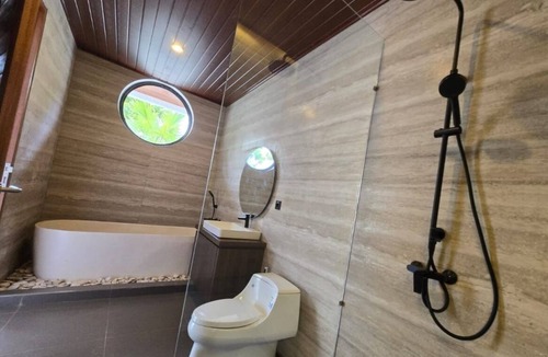 Babakan Villa | Luxury 3BR Private Villa with Pool & Bathtub Near Canggu