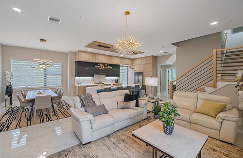 Downtown House | Luxury 3BR Townhouse w/Elevator & Rooftop | Walk to Downtown