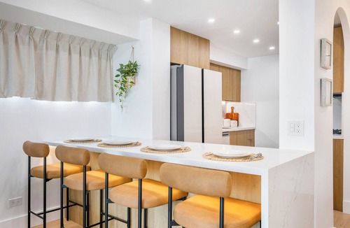 Honolulu Condo | Luxury 3BRD[5beds]+2BTH+Partial Ocean View+Parking