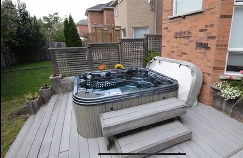 Richmond Hill House | LUXURY 4 BD DETACHED HOUSE WITH HOT TOP