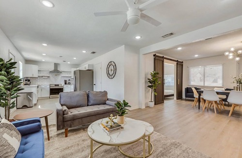 North Richland Hills House | Luxury 4 BD Home Getaway w/Pool & Sleeps 10