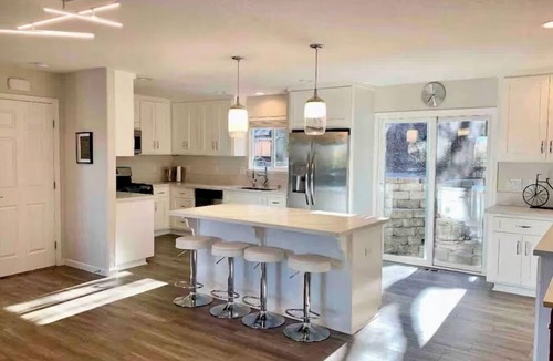 El Dorado Hills House | Luxury 4 Bedroom + Hot Tub.