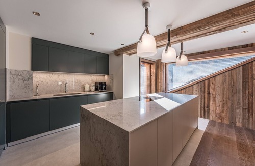 Meribel Centre Apartment | Luxury 4-bedroom apartment with 5* concierge, mountain view