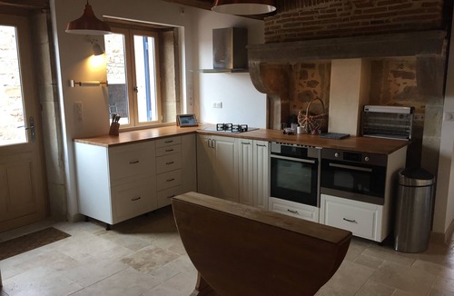 Chatenay House | luxury 4 bedroom gite with pool