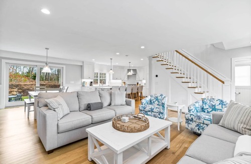 East Harwich House | Luxury 4 Bedroom Harwich Home - Centrally Located