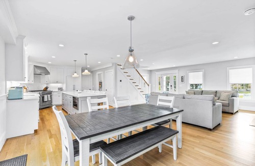 East Harwich House | Luxury 4 Bedroom Harwich Home - Centrally Located