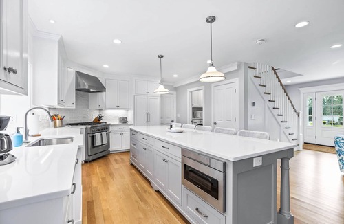 East Harwich House | Luxury 4 Bedroom Harwich Home - Centrally Located