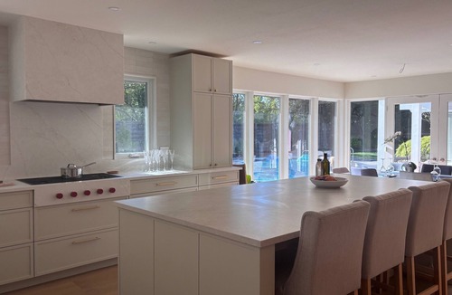 Clyde Hill House | Luxury 4 BR Executive Home, Heated Pool, Pet ok, Quiet + Safe Clyde Hill, June %