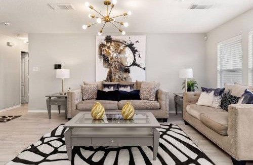 North San Antonio - SAT House | Luxury 4B Getaway near Airport Executive Suite