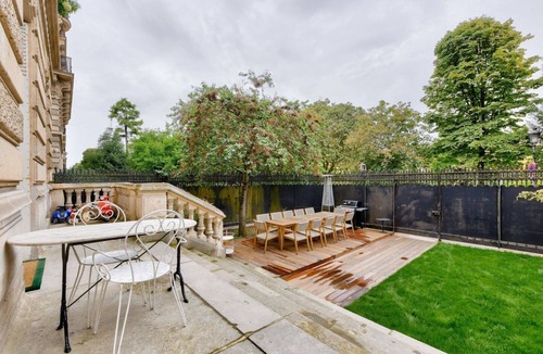 Porte-Dauphine Apartment | Luxury 4BR Apartment with Private Garden near the Champs-Élysées