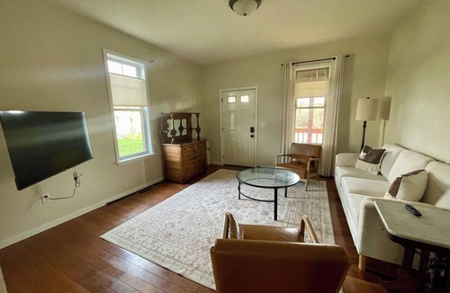 Canaan Valley House | Luxury 4BR House on Riverfront in Davis WV