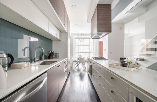 Little Italy House | Luxury 4BR Townhouse in Downtown Toronto
