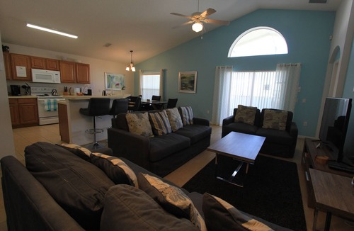 Cumbrian Lakes House | Luxury 4BR Villa + Pool & Spa- 15 Minute from Disney World