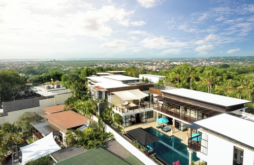 Jimbaran Villa | Luxury 4BR Villa with Jimbaran Bay View