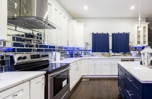 Candler-McAfee House | Luxury 4BR With NEW POOL