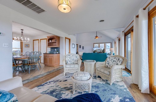 Farrow Shores House | Luxury 5 bed/5 bath oceanfront with pool, dog friendly!