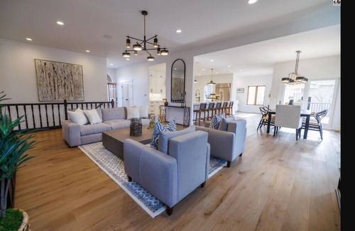Hutchinson House | Luxury 5 Bed Executive Home