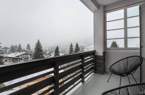Megeve Apartment | Luxury 5-Bedroom Apartment in Megève - Close to Slopes, Balcony, WiFi, Sleeps 9