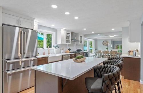 Syracuse House | Luxury 5-bedroom home near SU, with hot tub