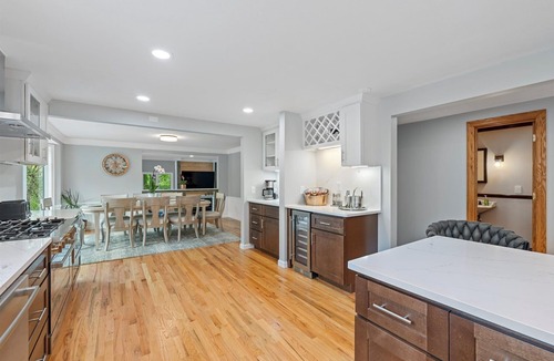 Syracuse House | Luxury 5-bedroom home near SU, with hot tub