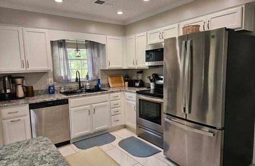 Cordova House | Luxury 5-Bedroom Retreat with Private Pool - Upscale Getaway with King Beds.