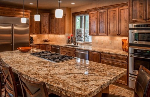 Sunriver House | Luxury, 5 On-Suites, Hot Tub, Ping Pong, Arcade, Pool Table, Free EV Charging!