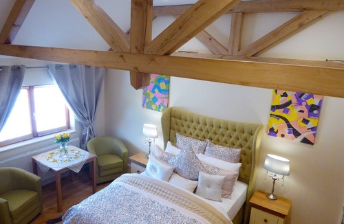 Lower Assendon Bed & Breakfast | Luxury 5 star Lavender room