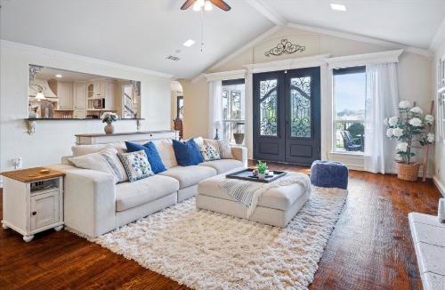 Wylie House | Luxury 5BR French Country Estate, 7 Acres , Private Pond , Sleeps 12 , Wylie TX