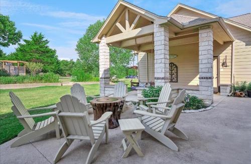 Wylie House | Luxury 5BR French Country Estate, 7 Acres , Private Pond , Sleeps 12 , Wylie TX