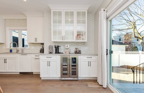 Medford House | Luxury 5BR Home Steps to Medford Square