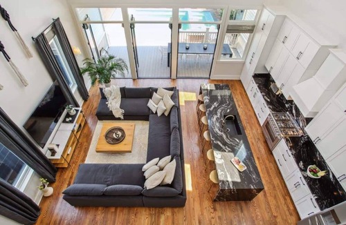 Lower Garden District Condo | Luxury 5BR New Orleans Home | Pool, Hot Tub, Patio