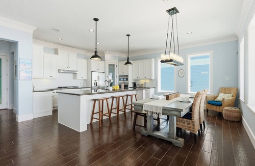 Beachside Village House | Luxury 5BR on 2nd Row | Stunning Water Views