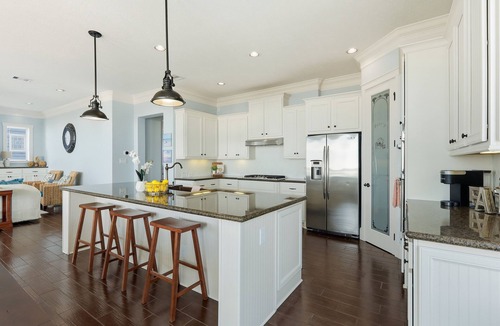 Beachside Village House | Luxury 5BR on 2nd Row | Stunning Water Views
