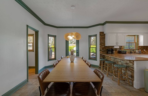 Greenwood House | Luxury 5BR Sleeps 20 Pool, Sauna, Theater Pets