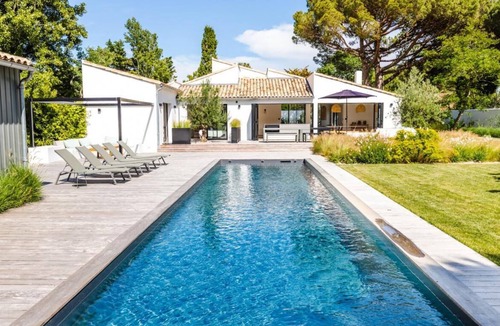 Les Portes-en-Re Villa | Luxury 6bdr private pool villa