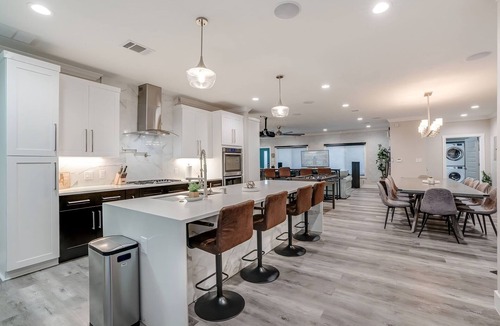 Five Points House | Luxury 6BR/5BA+ Hot Tub near DT