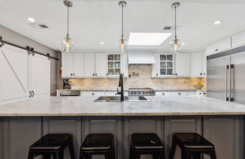 Allen House | Luxury 6BR Estate w/Pool — 50 Min to AT&T Stadium, FIFA 2026