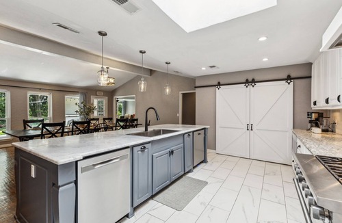 Allen House | Luxury 6BR Estate w/Pool — 50 Min to AT&T Stadium, FIFA 2026