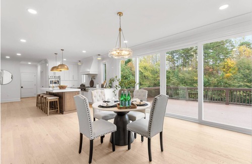 Travelers Rest House | Luxury 6BR Home in Greenville w/Heated Pool Near Furman & Golfing