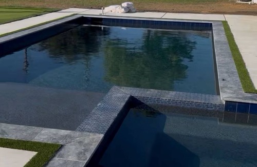 Frisco House | luxury 6br pool home - putting green - gym - sleeps 20