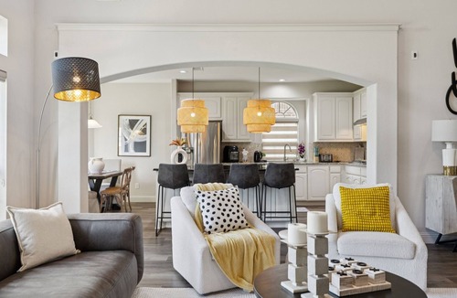 McKinney House | Luxury 6BR Retreat with Theater, Gym, 2 Kings, Game Room - World Cup Basecamp
