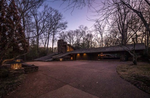 East Memphis House | Luxury 6BR Spacious Fay Jones Home, Memphis
