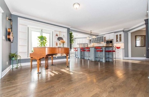 Amaranth House | Luxury 7 bedroom/5 bathroom, 2 kitchen rural estate property